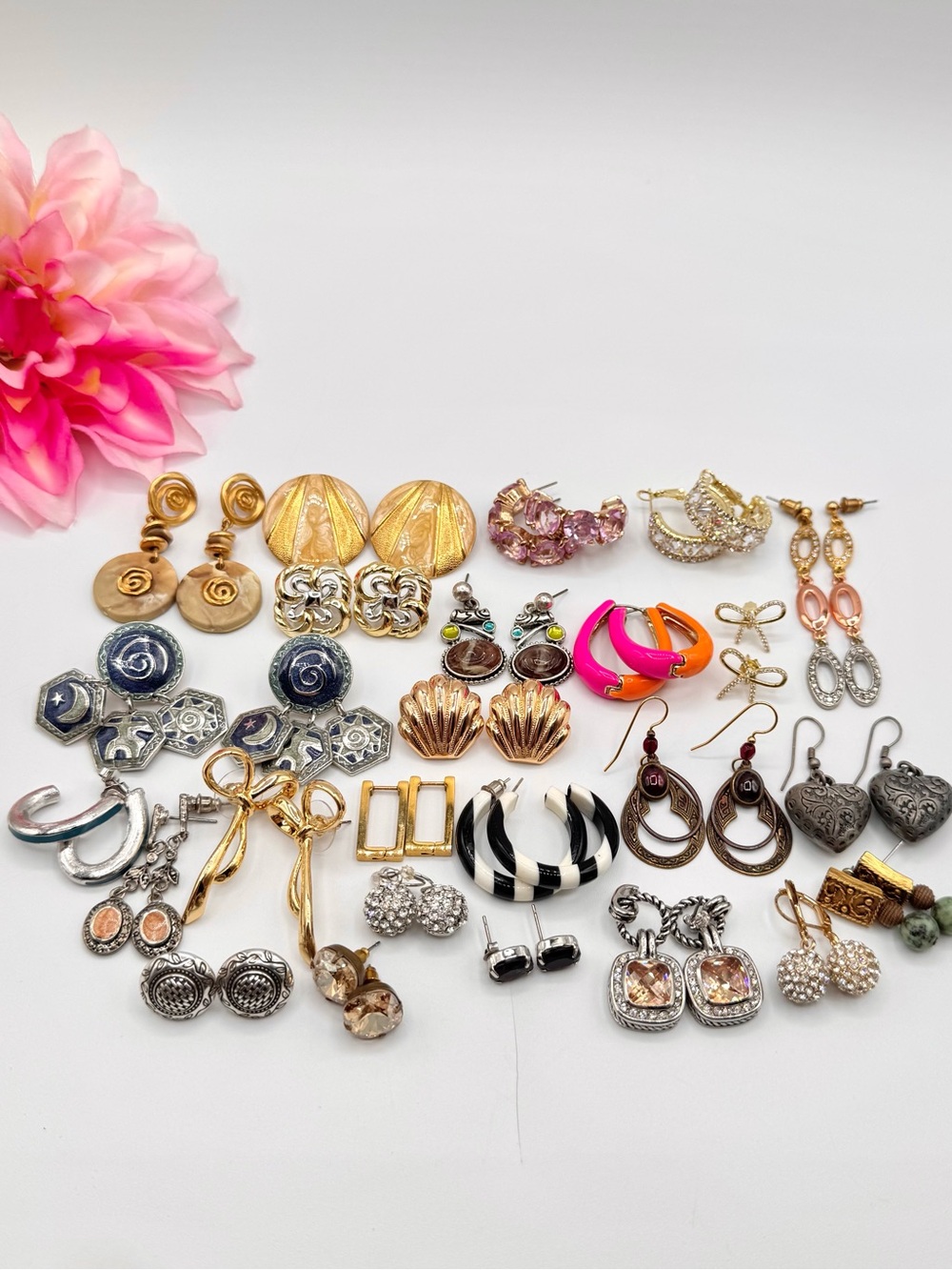 Mixed Pierced Earring Lot Vintage To Now Costume Fashion Reseller Lot 25 Pair